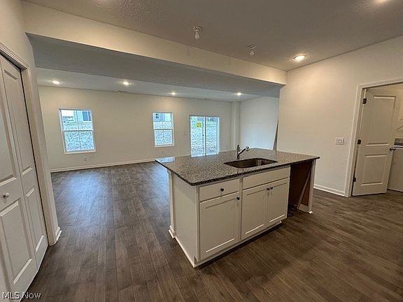 3rd image of 445 Honeycrisp Dr