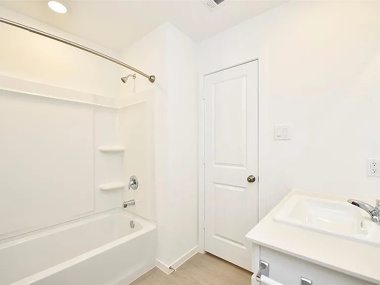 10218 Prairie Dunes Ln — Photo 26