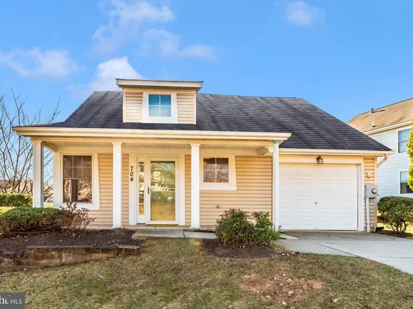 704 Merridale Blvd, Mount Airy, MD 21771