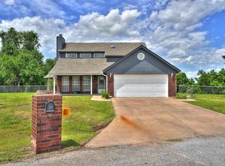 64 Brownwood Rd, Lawton, OK 73507