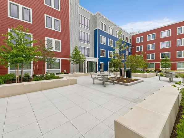 40 & 50 Great Brook Valley Ave