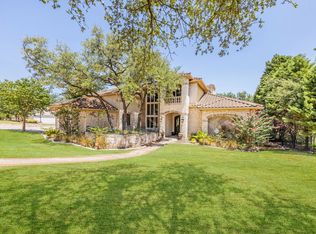 401 Brooks Hollow Rd, Lakeway, TX 78734