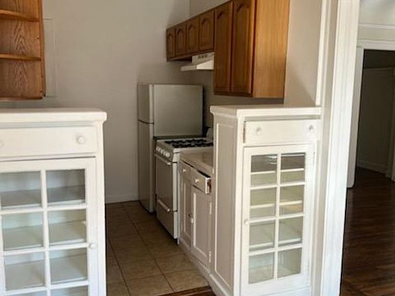 3rd image of 244-248 Taylor St #201