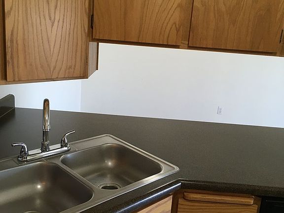 2nd image of 232 Vantana Ct #206-8