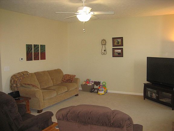 5th image of 5430 Adrian Orchard Dr