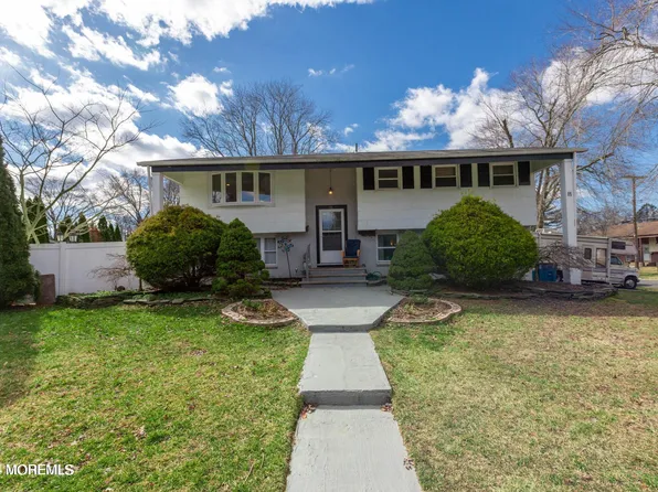 11 Lehigh Boulevard, Jackson, NJ 08527