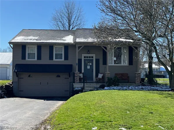 7994 Anderson Ave NE, Warren, OH 44484