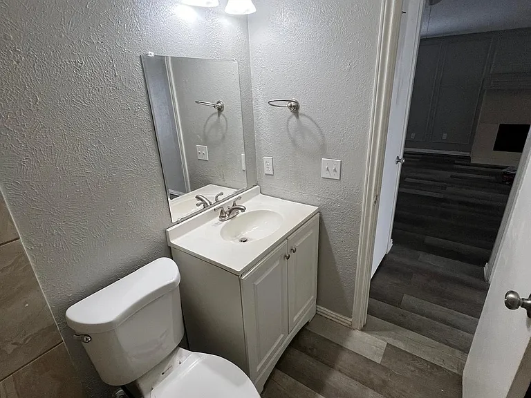 11912 Garden Terrace Dr — Photo 1