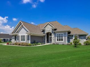 S89W12836 Aster Hills Ct, Muskego, WI 53150