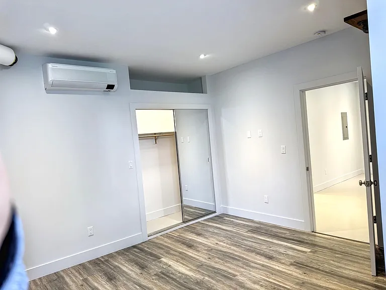 24-34 28th St #1B — Photo 8