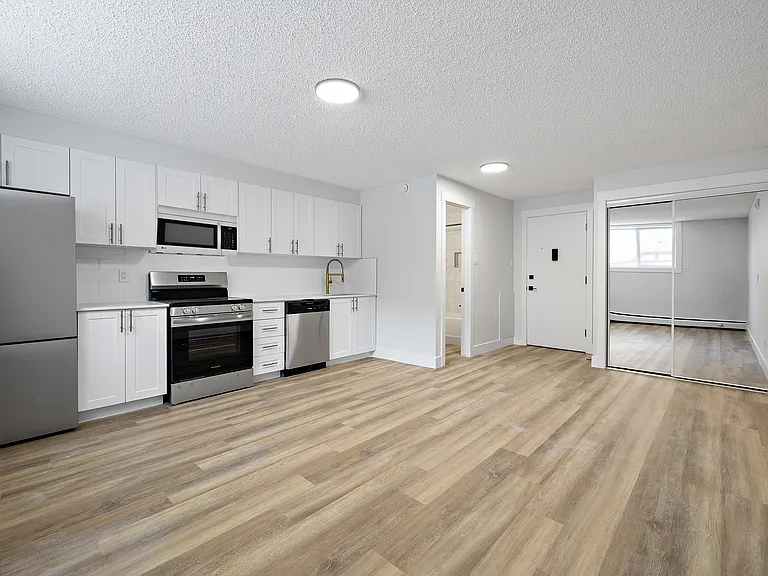 10630 114th St NW — Photo 59