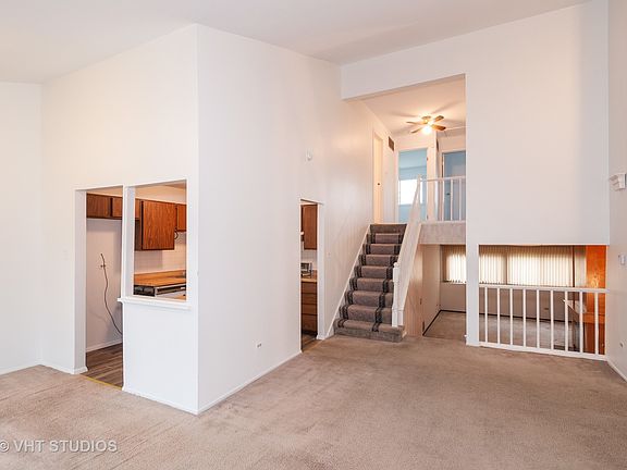 5th image of 2161 College Dr