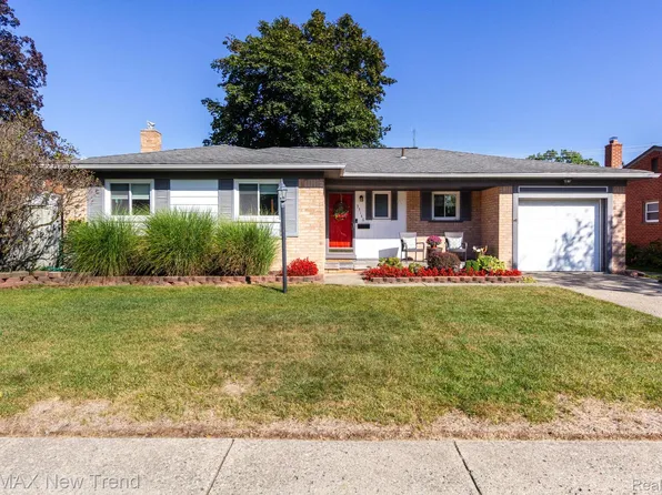 33146 Lyndon St, Livonia, MI 48154
