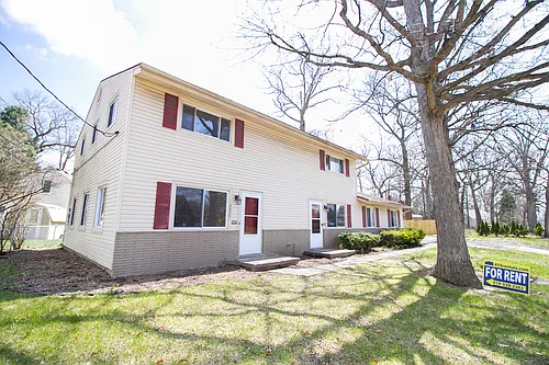 3025 S Byrne Rd Photo 1