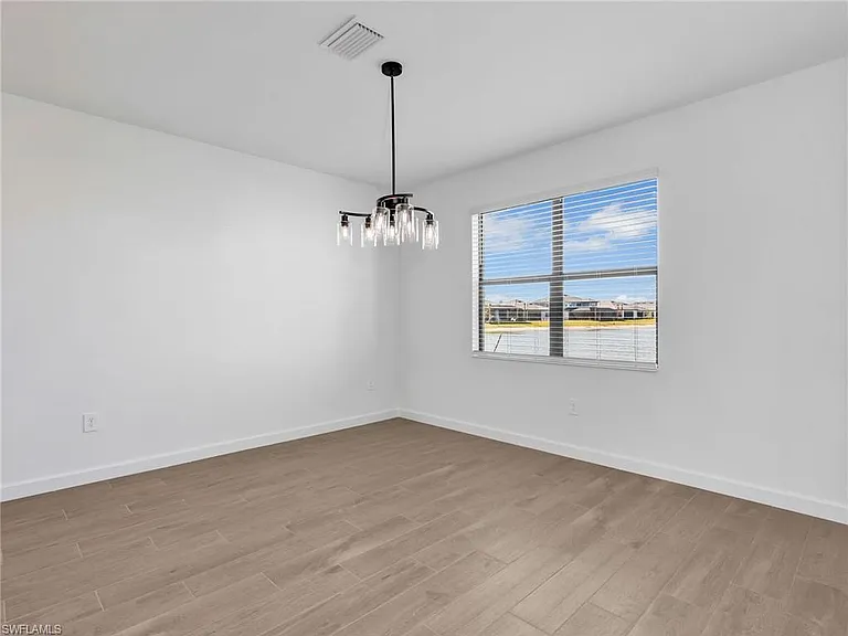 21143 Verawood Loop — Photo 15