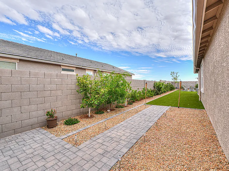 36065 W San Sisto Ave — Photo 59