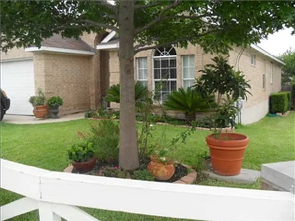 2901 Flower Hill Dr, Round Rock, TX 78664