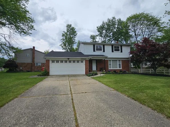 19620 Silver Spring St, Southfield, MI 48076