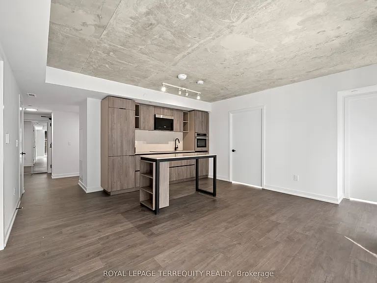 2 Augusta Ave #1303 — Photo 3