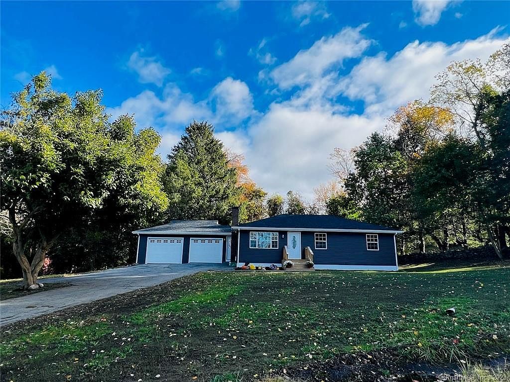 4 Hillside Ave, Central Village, CT 06332 Zillow