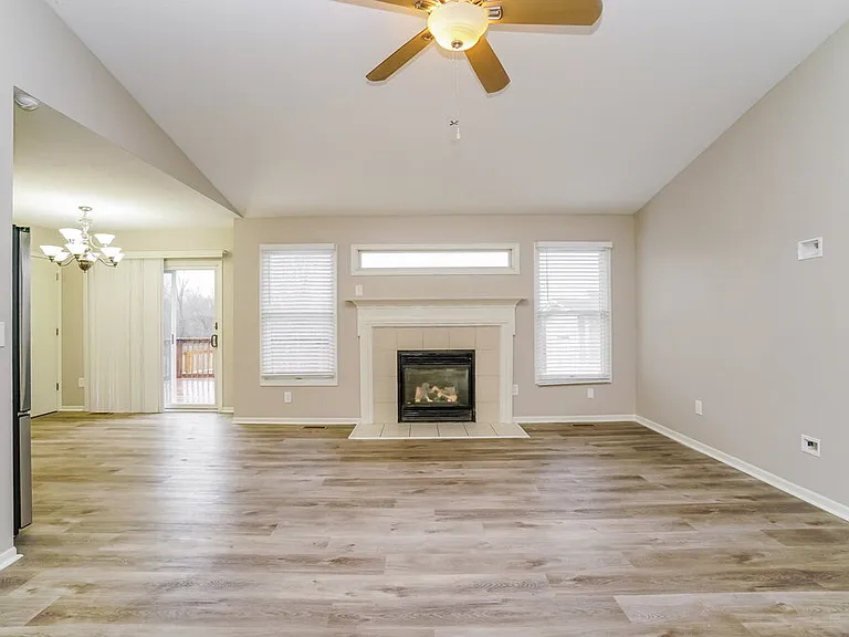 3421 Brook Spring Dr — Photo 4