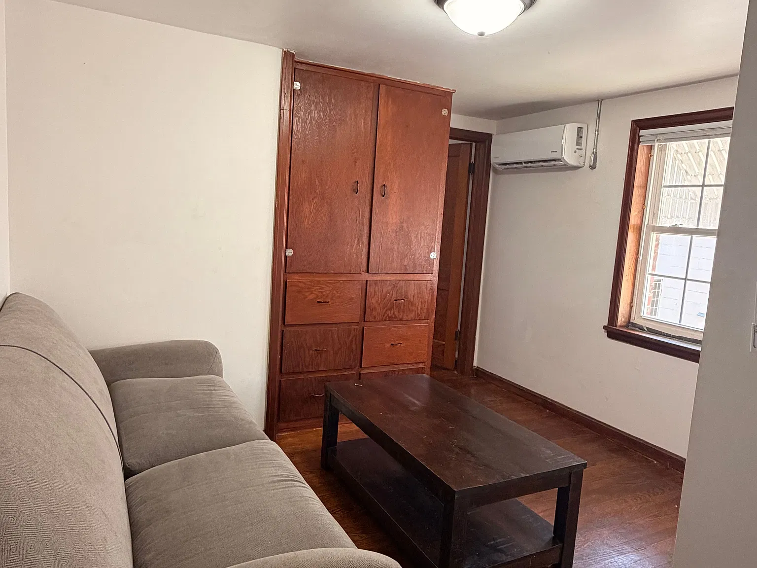 1 bed, 1.0 bath, $550 — Photo 4