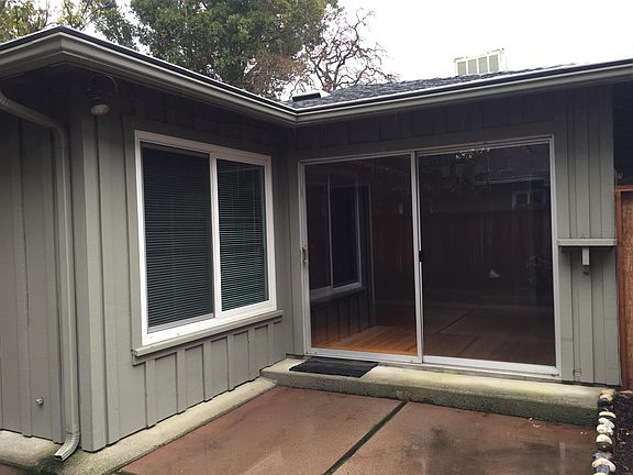 4th image of 1533 Carmel Dr