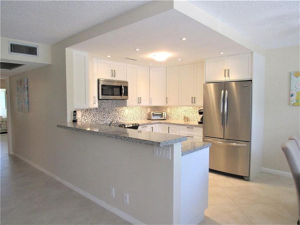 1st image of 2026 Lyndhurst I #2026