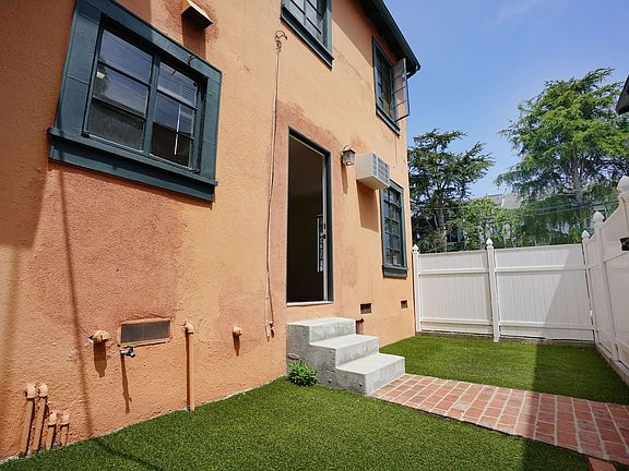 5th image of 858 Lincoln Blvd #723