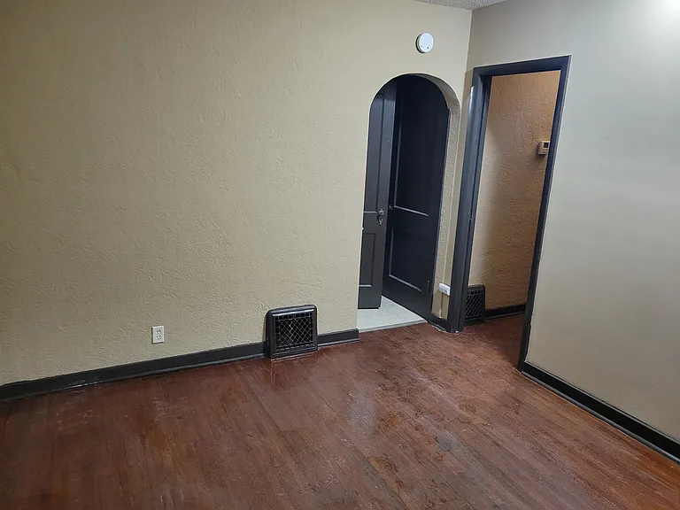 401 N Dewey St #403 — Photo 11