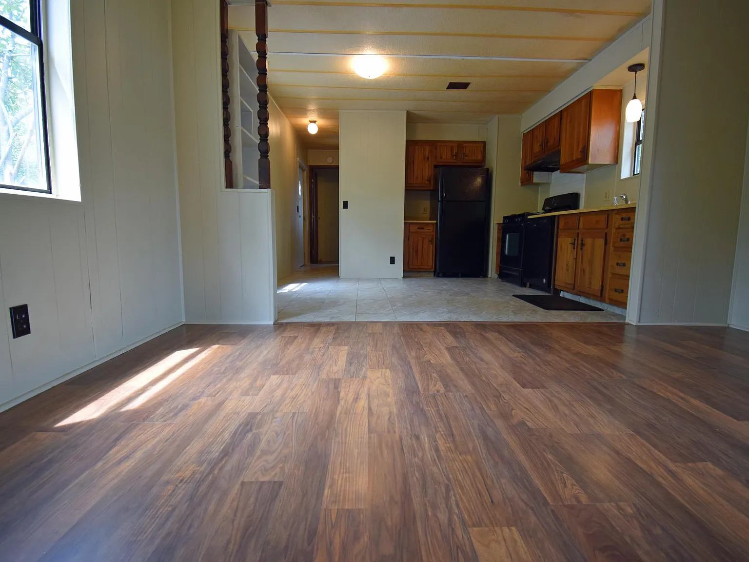 355 Quail Run St — Photo 3