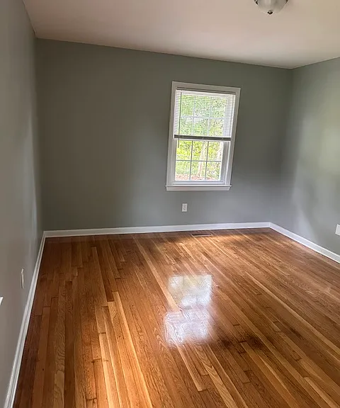 105 Laurel Ct — Photo 7