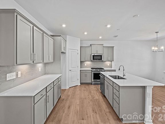 3rd image of 11537 Glasden Rd