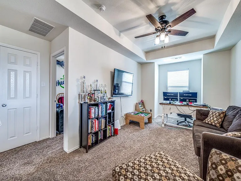 1204 Barn Owl Dr — Photo 24