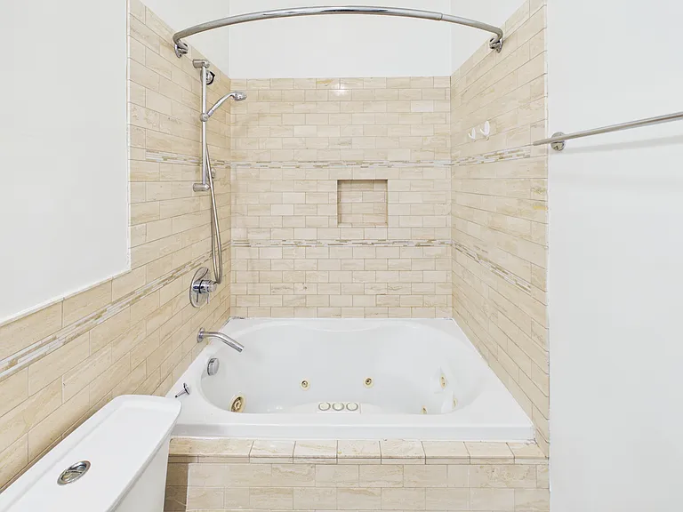 4917 S Prairie Ave #3 — Photo 21