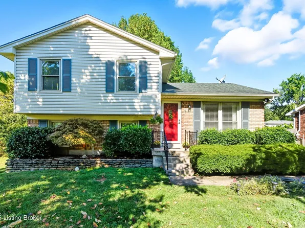 1018 Sir Lancelot Ln, Louisville, KY 40222