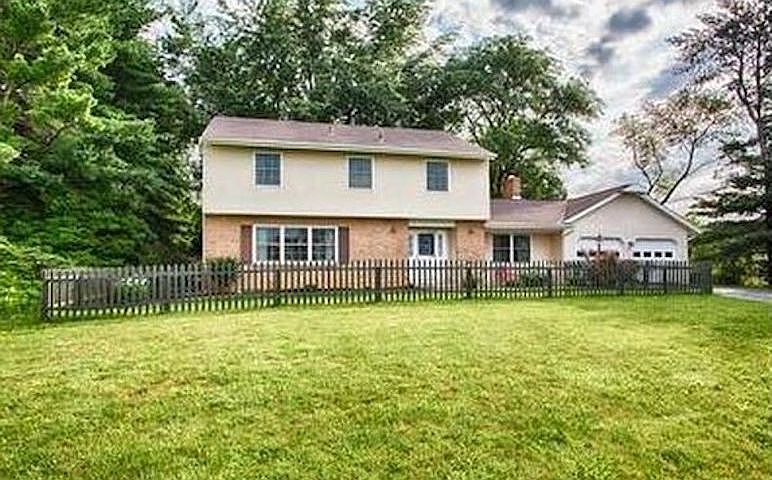 1st image of 2131 Elbow Ln