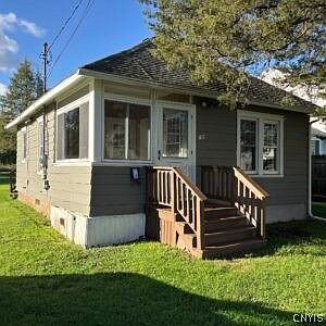 1st image of 199 Leonard Ave