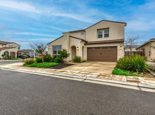 518 S Traverse Dr, Madera, CA 93636