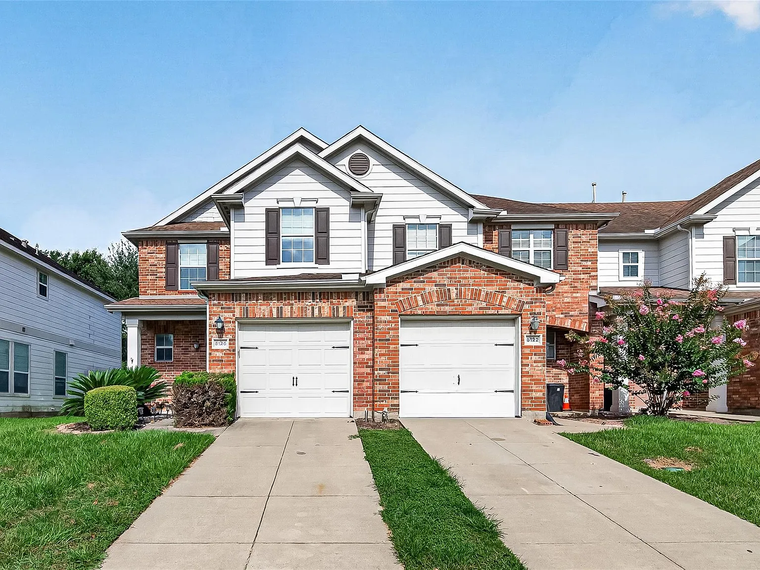 3 bed, 2.5 bath, 1544 sqft, $1,850 — Photo 2