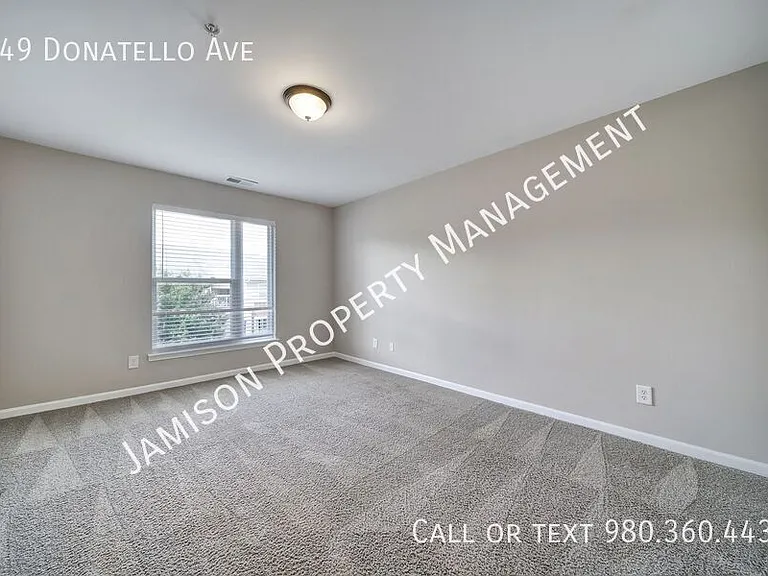 549 Donatello Ave — Photo 17