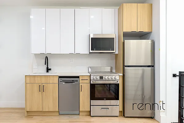 Rented by Rennit Inc. | media 5