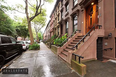 Rented by ZealEstate Group Inc