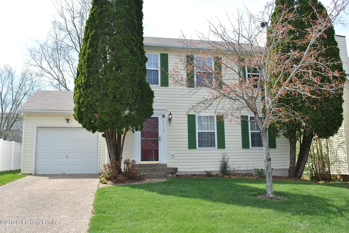 Building Photo - 4118 Hickoryview Dr