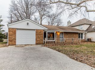 146 S Quentin Rd, Palatine, IL 60067