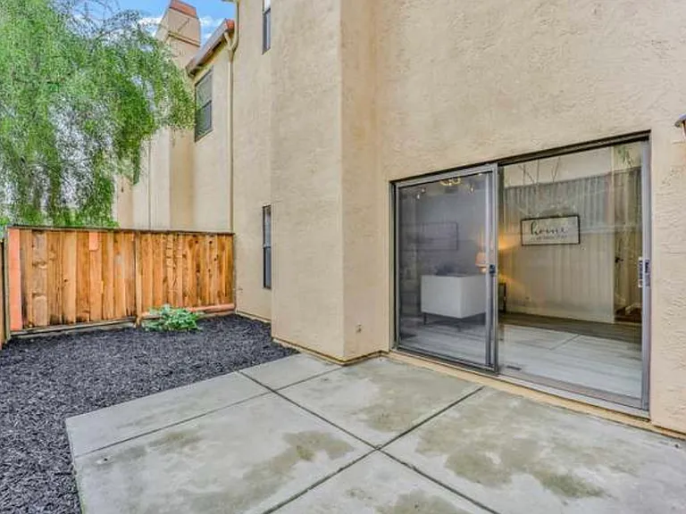 118 Lurene Dr — Photo 19