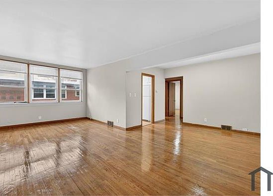 3rd image of 810 Whitmore Dr #205