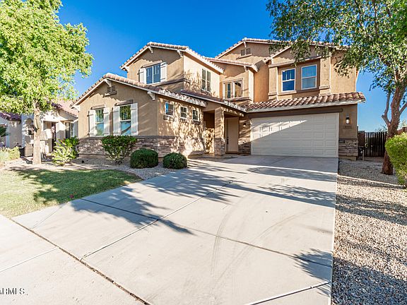 3rd image of 1033 E PASTURE CANYON Drive