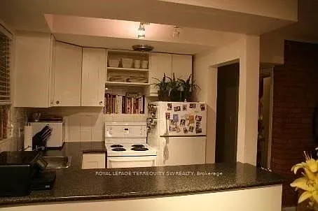 192 Kenilworth Ave E #3 — Photo 4