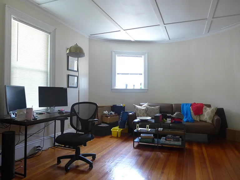 255 Derby St #1 — Photo 2